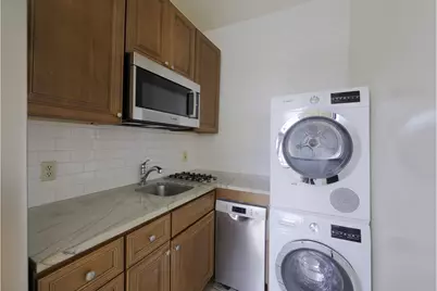 279 W 22nd Street #3, New York City, NY 10011 - Photo 4