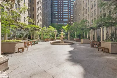 333 W 56th Street #6M, New York City, NY 10019 - Photo 14