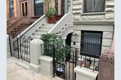 427 Convent Avenue, New York City, NY 10031 - Photo 6