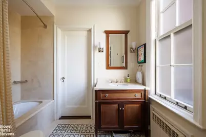 655 Park Avenue #2D, New York City, NY 10065 - Photo 8