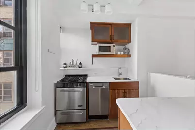 235 E 22nd Street #9N, New York, NY 10010 - Photo 4
