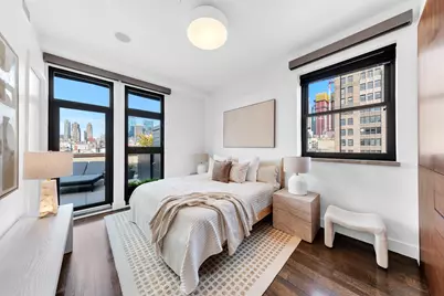 406 W 45th Street #PHA, New York City, NY 10036 - Photo 6