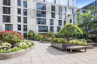 500 W 45th Street #210, New York City, NY 10036 - Photo 16