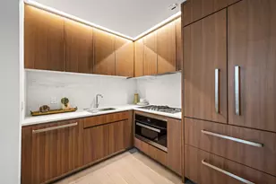 500 W 45th St, New York City, NY 10036 - Photo 4