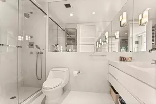 250 E 54th St, New York City, NY 10022 - Photo 14