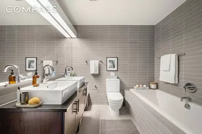 150 Myrtle Avenue #2706, New York City, NY 11201 - Photo 2