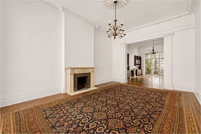 10 W 9th Street, New York City, NY 10011 - Photo 4