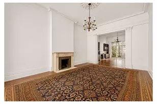 10 W 9th St, New York City, NY 10011 - Photo 4