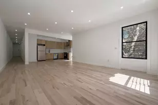 229 W 97th St, New York City, NY 10025 - Photo 4