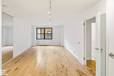 305 E 40th Street #10A, New York City, NY 10017 - Photo 2