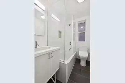 148-09 Northern Boulevard #4E, New York City, NY 11354 - Photo 18