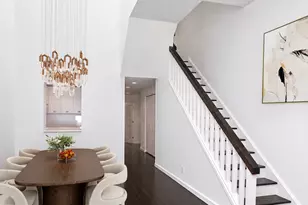111 W 89th St, New York City, NY 10024 - Photo 2