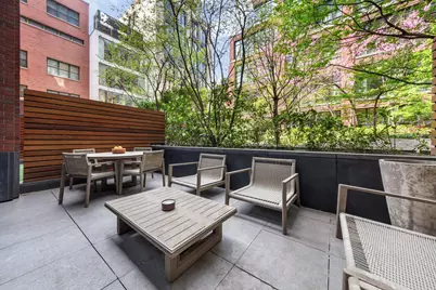 150 Charles Street #M8, New York City, NY 10014 - Photo 16