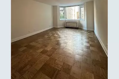 400 E 71st Street #9V, New York, NY 10021 - Photo 2