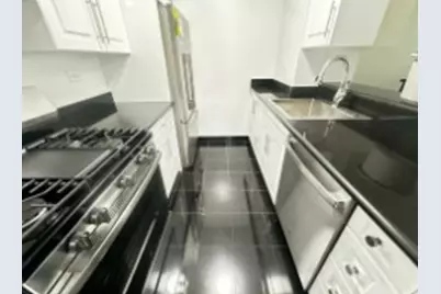 400 E 71st Street #9V, New York, NY 10021 - Photo 4
