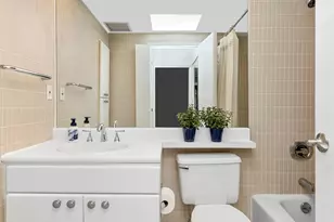 400 E 70th St, New York, NY 10021 - Photo 6