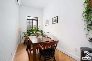 378 S 3rd St, New York City, NY 11211 - Photo 8