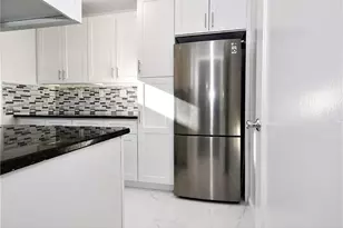 3025 Ocean Ave, New York City, NY 11235 - Photo 12