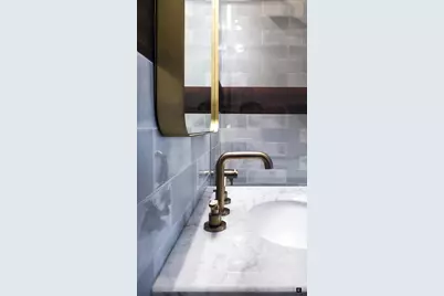 333 E 45th Street #12-F, New York City, NY 10017 - Photo 2