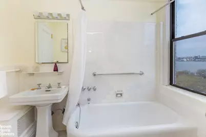 37 Riverside Drive #10B, New York City, NY 10023 - Photo 18
