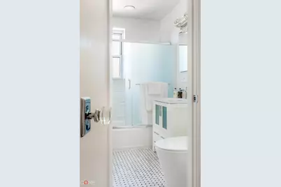 930 E 7th Street #6C, New York City, NY 11230 - Photo 10