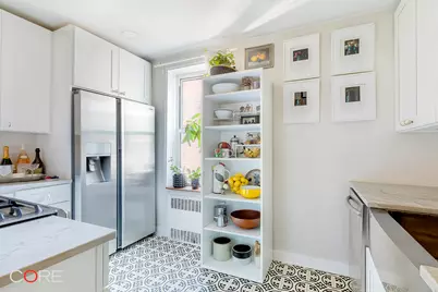 930 E 7th Street #6C, New York City, NY 11230 - Photo 2