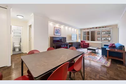 301 E 69th Street #4K, New York City, NY 10021 - Photo 4
