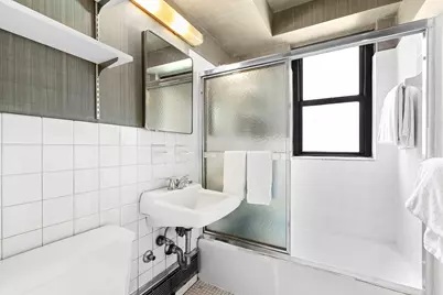 115 E 9th Street #10N, New York, NY 10003 - Photo 6