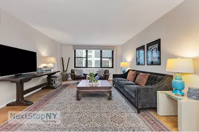 235 E 57th Street #12D, New York City, NY 10022 - Photo 4