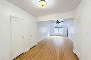 915 E 17th St, New York City, NY 11230 - Photo 10