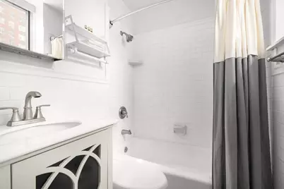 26 Gramercy Park S #6G, New York City, NY 10003 - Photo 6