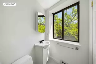 188 Woodpoint Rd, New York City, NY 11211 - Photo 8