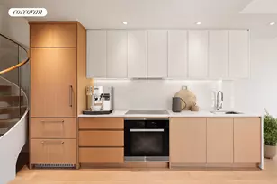355 W 39th St, New York City, NY 10018 - Photo 4
