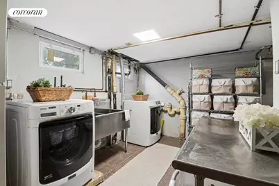 739 Argyle Road, New York City, NY 11230 - Photo 20