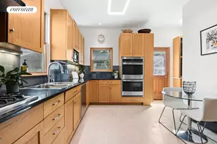 739 Argyle Rd, New York City, NY 11230 - Photo 8