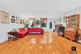 216 E 75th St, New York City, NY 10021 - Photo 2