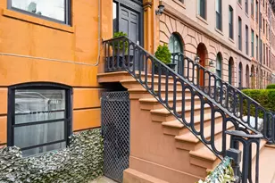 431 W 22nd St, New York, NY 10011 - Photo 14