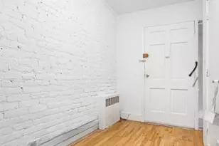431 W 22nd St, New York, NY 10011 - Photo 10
