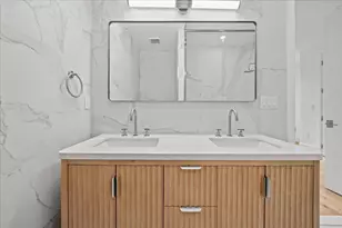 147 Luquer St, New York City, NY 11231 - Photo 12