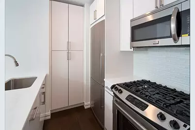 212 E 47th Street #31H, New York City, NY 10017 - Photo 2