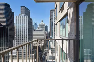 212 E 47th St, New York City, NY 10017 - Photo 4