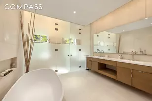 67 Charles St, New York City, NY 10014 - Photo 10