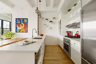 30 Main St, New York City, NY 11201 - Photo 4