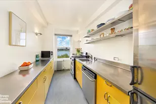 315 Riverside Dr, New York, NY 10025 - Photo 6