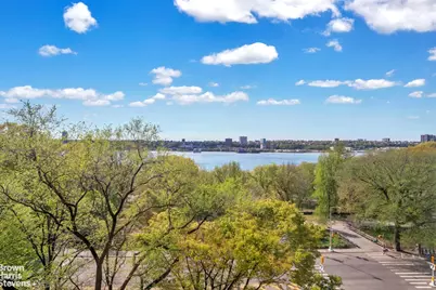 315 Riverside Drive #7E, New York, NY 10025 - Photo 2