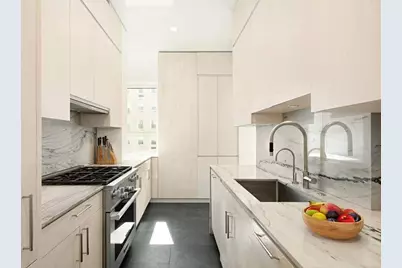 910 Fifth Avenue #7C, New York City, NY 10021 - Photo 6