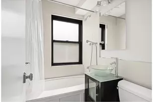 235 E 49th St, New York, NY 10017 - Photo 6