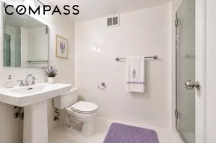 315 E 69th St, New York, NY 10021 - Photo 10