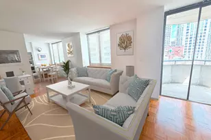 224 E 52nd St, New York City, NY 10022 - Photo 1