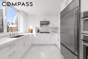 351 E 51st St, New York, NY 10022 - Photo 2